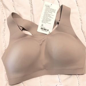 Lululemon Enlite Bra Barely Beige HighSupport Nude